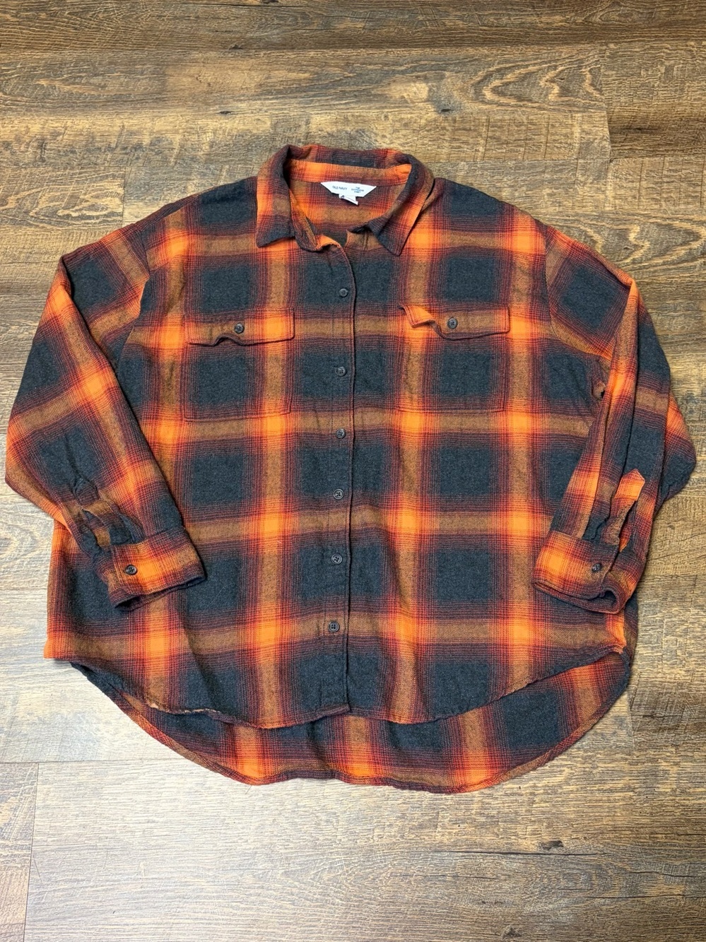 Old Navy Boyfriend Shirt Orange Black Plaid Flannel Evermore Swiftie Womens XL